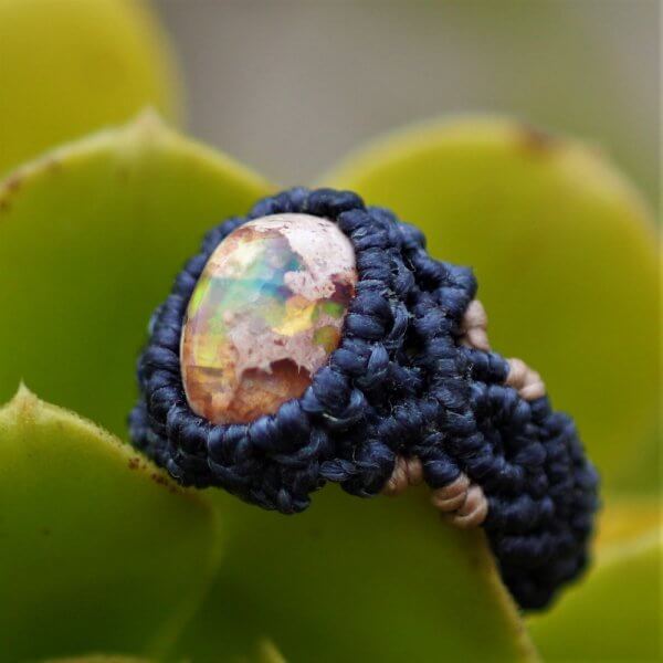 Opal – Magdalena, Mexico Opal – Magdalena, Mexico